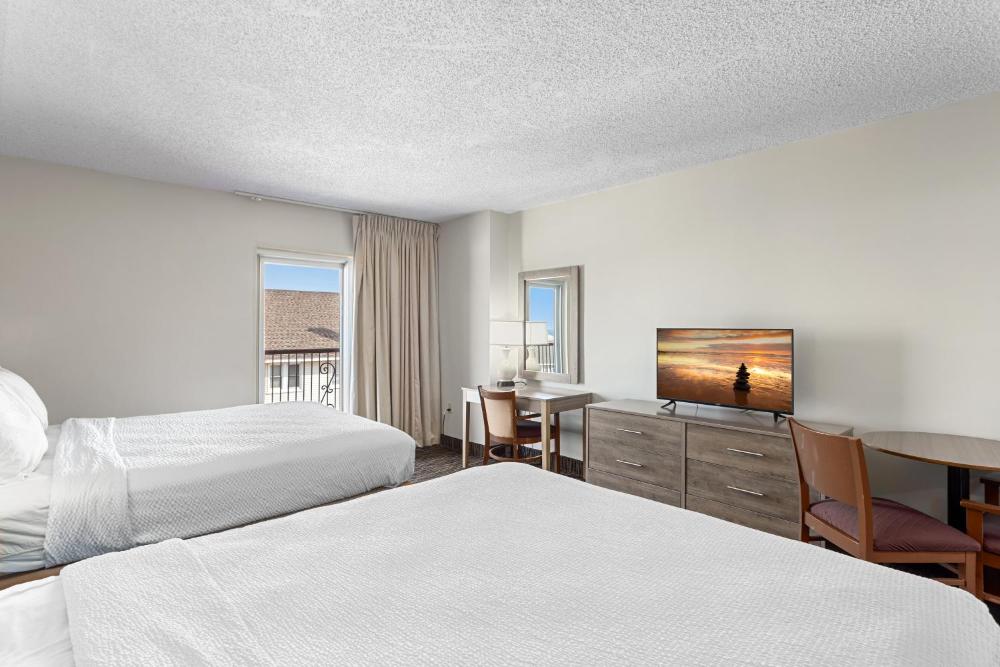 Deluxe Double Room with Side Sea View interior
